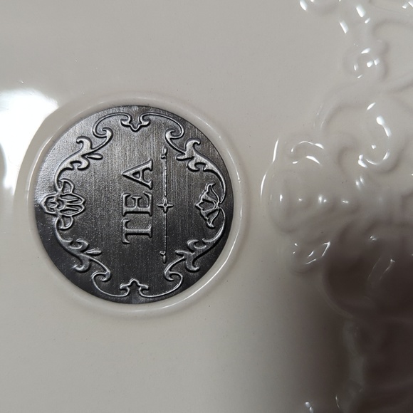 THL Kitchen Canisters - Picture 3 of 6